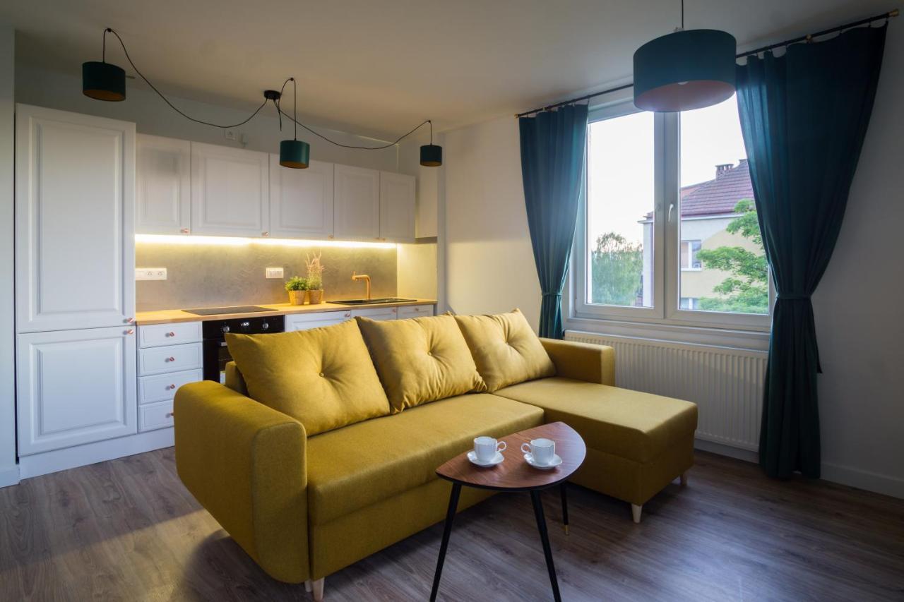 Roomsy Oliwska Apartment *